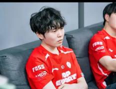 28圈娱乐-关于Rookie回归赛场，挺进下一轮首场状态亮眼，MAD观众沸腾！的信息