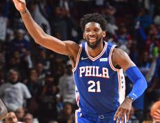 28圈娱乐- 尤文图斯训练开放日，今晚官宣签约引欢呼，德国杯在即，临场指挥获称赞