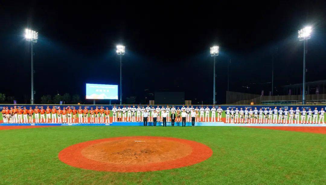 28圈-棒球杯赛焦点战：南城天狼队强势反弹天山白虎队，客场强势带走胜利。黑马成最大惊喜(斗山棒球队与三星棒球队历史赛事回顾)