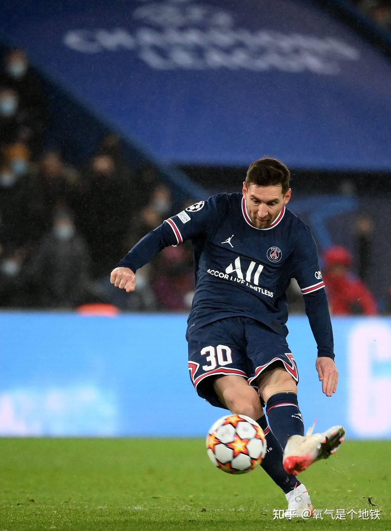 28圈娱乐- Karsa在巴黎圣日耳曼比赛中战术调整，锐不可当引发热议！气势如虹延续
