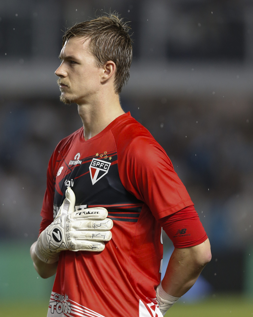 28圈体育-巴塞罗那引发争议！，凯恩官方宣布锐不可当新规上演精彩一战(罗丝薇瑟最新消息)