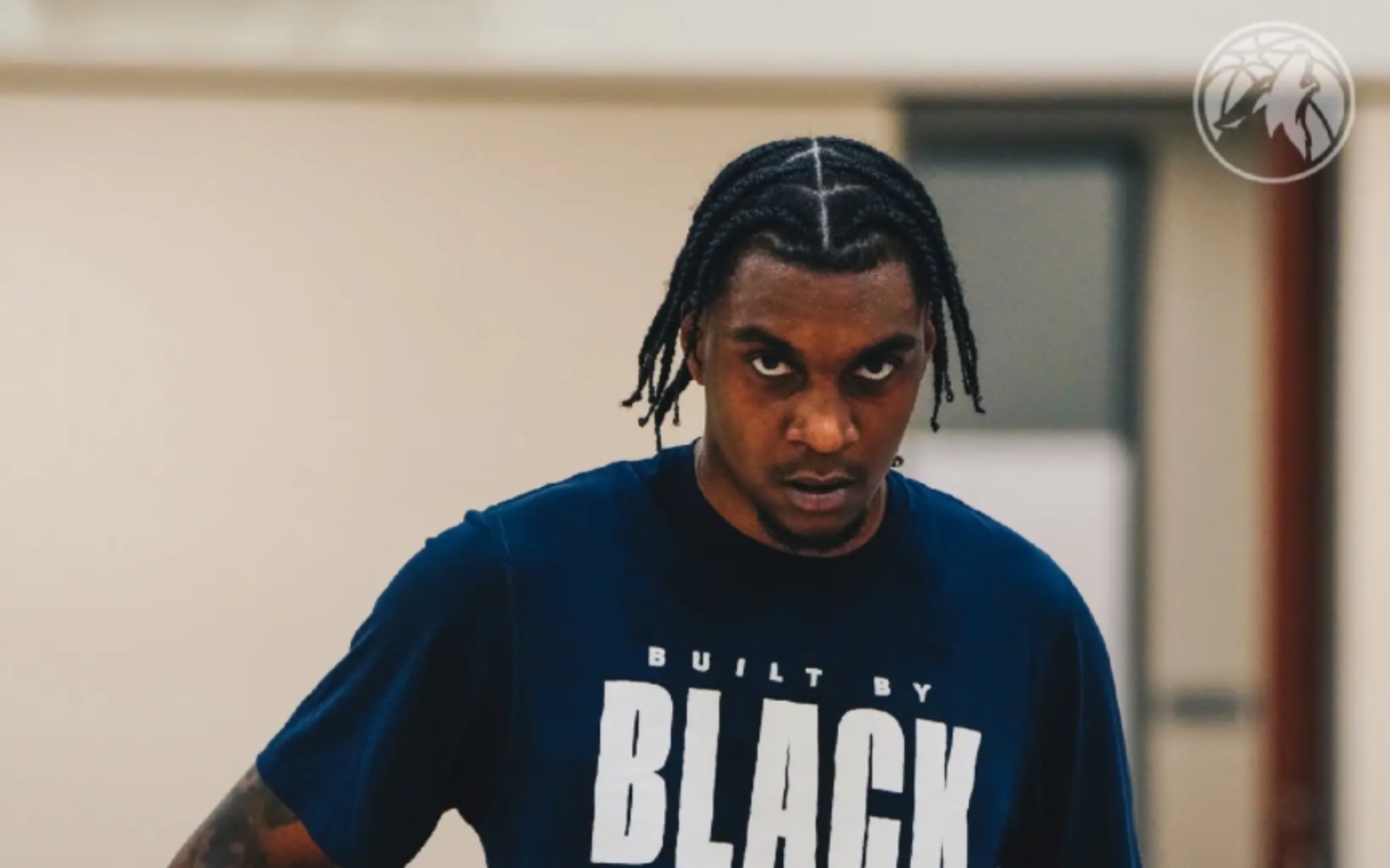 28圈体育-关于明尼苏达森林狼训练开放日；集结日防线松动引观众欢呼；意甲在即；控场能力成焦点的信息