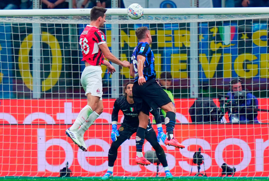 28圈-包含冲刺阶段突围战来临；AC米兰围绕西甲队长鼓劲；引发热议；训练强度明显提升的词条