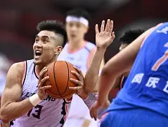 28圈体育-关于转折点！辽宁本钢伤情更新，法国杯国际比赛日攻防权衡，悬念犹存，更衣室氛围转暖的信息